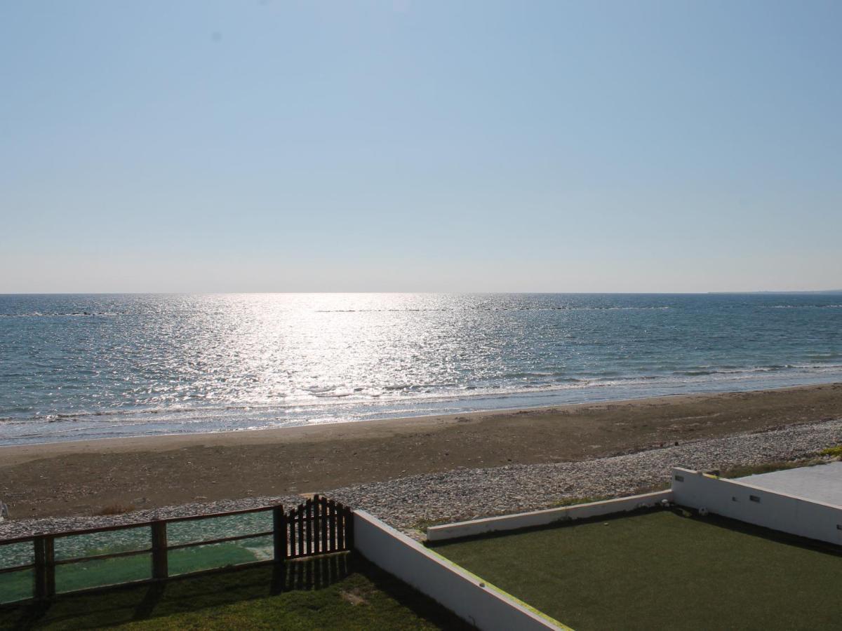 Panorama Beach House, 5 Meters To The Sea Перволія Екстер'єр фото